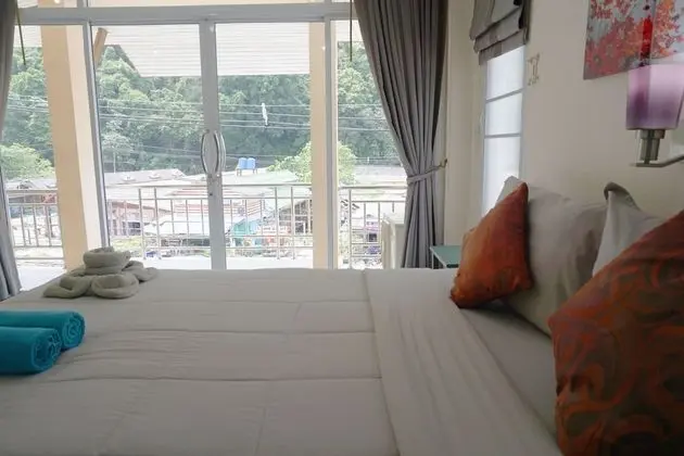 Deluxe Dört Kişilik Oda, 2 Yatak Odası, Balkon, Dağ Manzaralı