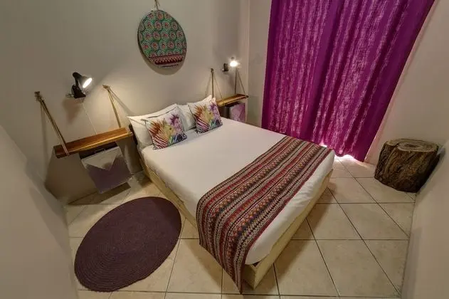Budget Room (4)