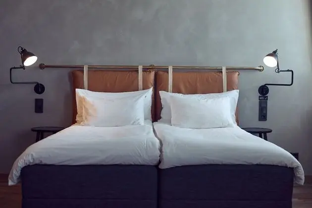 Tek Büyük veya İki Ayrı Yataklı Oda