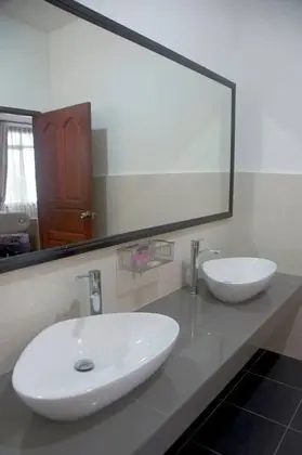 Dağ Evi (Studio)