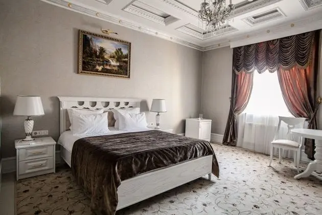 Deluxe Tek Büyük Yataklı Oda