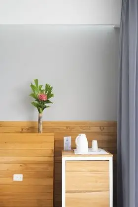 Deluxe Oda, 2 Büyük (Queen) Boy Yatak, Balkon, Havuz Manzaralı