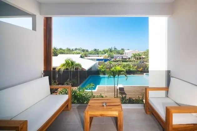 Deluxe Oda, 2 Büyük (Queen) Boy Yatak, Balkon, Havuz Manzaralı