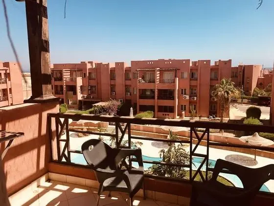 Comfort Apart Daire, 3 Yatak Odası, Havuz Manzaralı, Havuz Kenarı