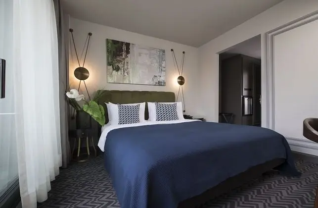 Deluxe Oda, 1 Büyük (Queen) Boy Yatak, Sigara İçilmez, Balkon