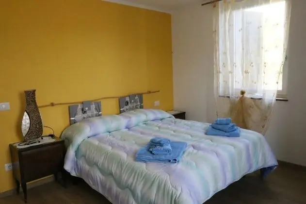 Comfort Tek Büyük Yataklı Oda (Girasole)