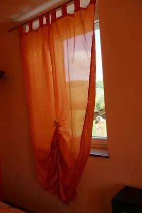 Tek Büyük veya İki Ayrı Yataklı Oda (Calendula)