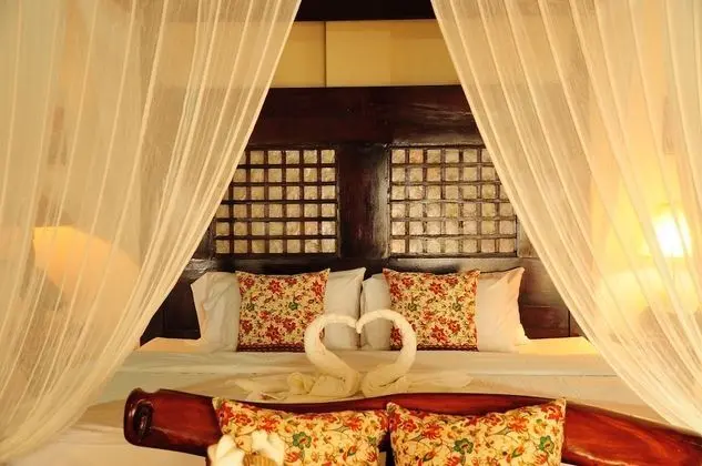 Luxury Oda