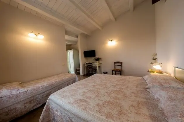 Standard Üç Kişilik Oda, Özel Banyo, Bahçeli