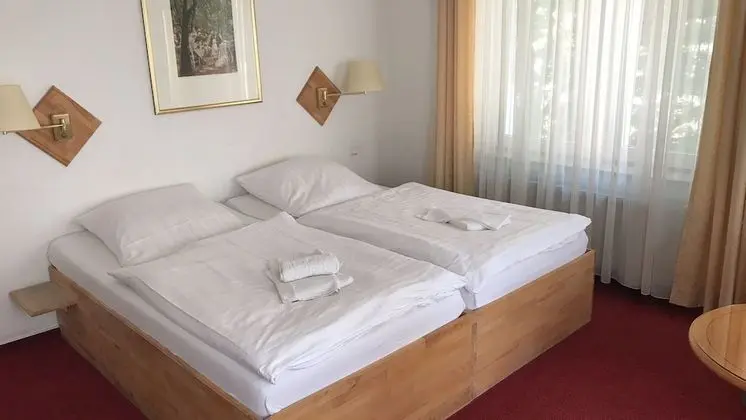Comfort Tek Büyük Yataklı Oda