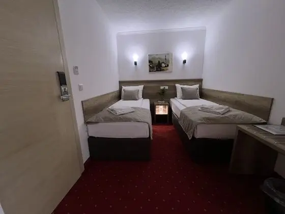 Deluxe İki Ayrı Yataklı Oda