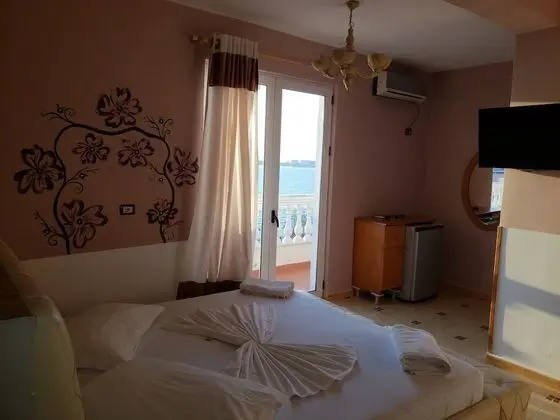 Basic Tek Büyük Yataklı Oda, Deniz Manzaralı