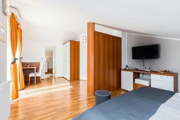 Deluxe Tek Büyük Yataklı Oda, Balkon, Deniz Manzaralı (201)