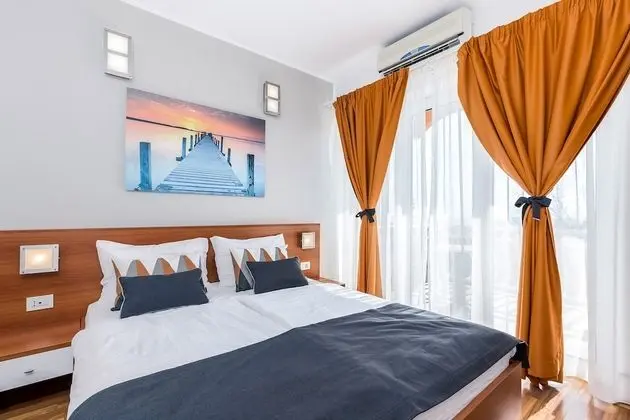 Deluxe Tek Büyük Yataklı Oda, Deniz Manzaralı (101)