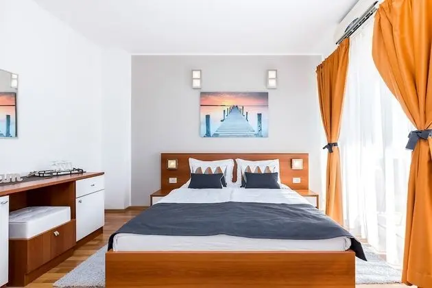 Deluxe Tek Büyük Yataklı Oda, Deniz Manzaralı (101)