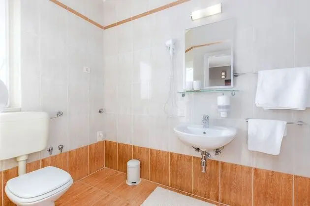 Deluxe Tek Büyük Yataklı Oda, Deniz Manzaralı (101)