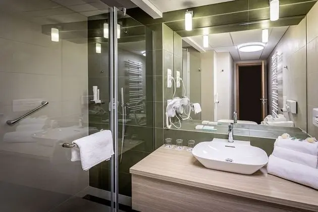 Superior Tek Büyük Yataklı Oda, Balkon