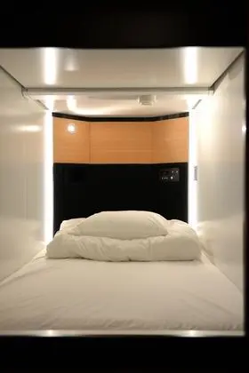 Economy Kulübe, Sadece kadınlar için