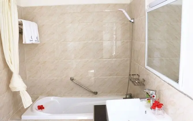Comfort İki Ayrı Yataklı Oda