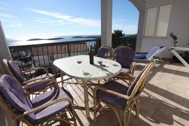 Apart Daire (Nadi - sea view - A2(4))