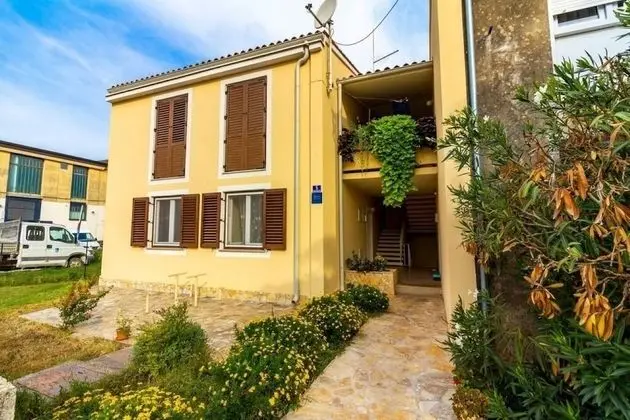 Apart Daire (Nadica - close to center - A1(4))