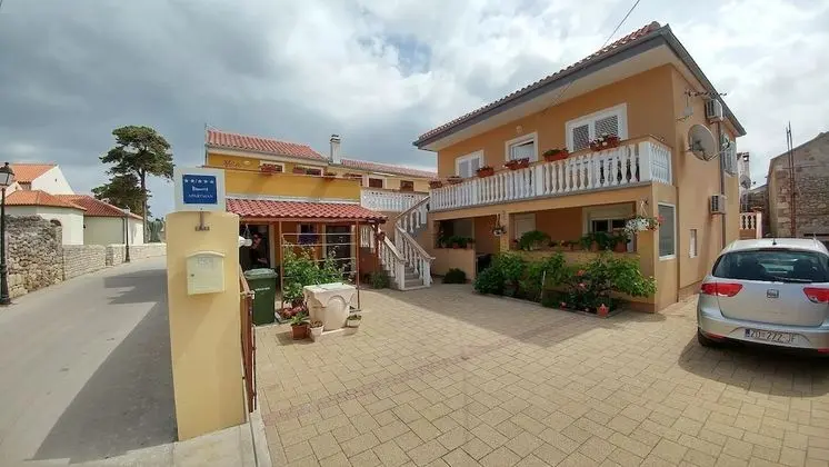 Apart Daire (Nadica - free parking - A1(5+1))