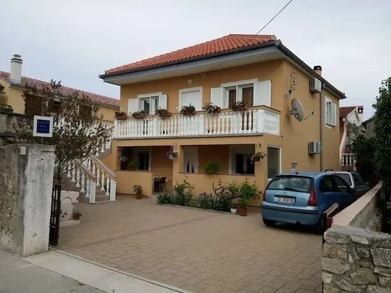 Apart Daire (Nadica - free parking - A1(5+1))