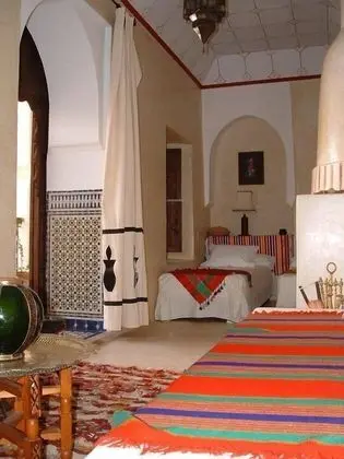 Tek Büyük Yataklı Oda (Rbati Room)