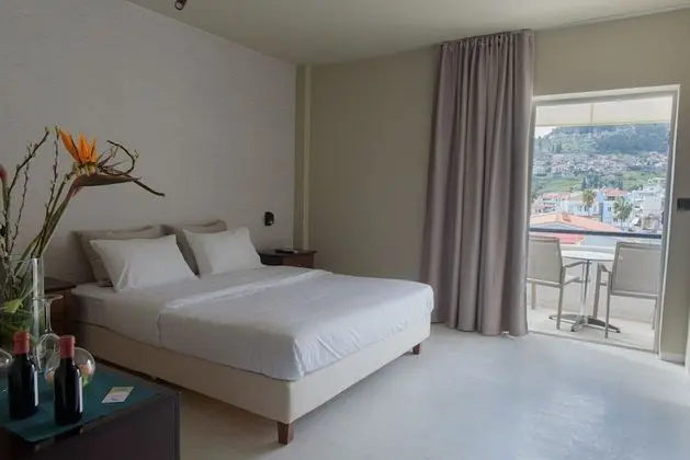Comfort Tek Büyük veya İki Ayrı Yataklı Oda