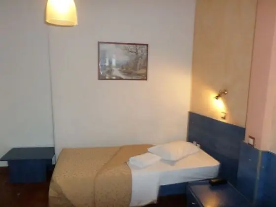 Tek Kişilik Oda
