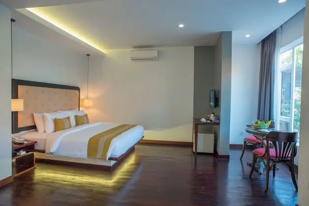 Deluxe Oda, Balkon, Havuz Manzaralı (Free Pickup)