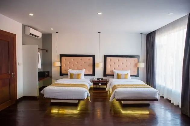 Deluxe Oda, Balkon, Havuz Manzaralı (Free Pickup)