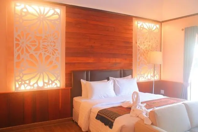 Tek Büyük Yataklı Oda, Havuz Kullanımı (Villa)