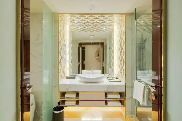 Executive Suite @ NagaWorld 1