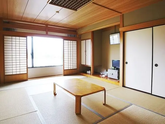 Traditional Oda (Japanese Style, for 6 Guests)
