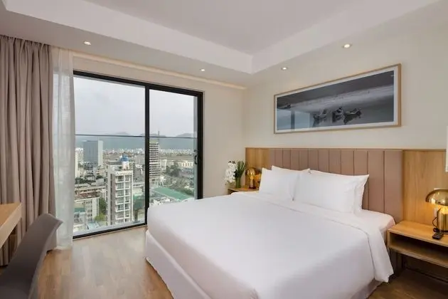 Deluxe Tek Büyük Yataklı Oda, Şehir Manzaralı (Sauna Included)