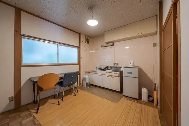 Ev, Sigara İçilmez (Kagamiya Hanare,1 bldg.whole reserved)
