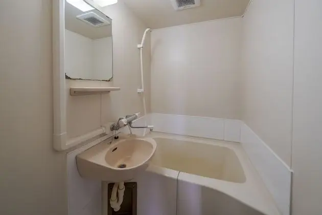 Ev, Sigara İçilmez (Kagamiya Hanare,1 bldg.whole reserved)