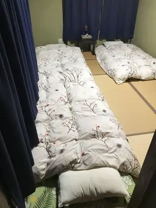 İki Ayrı Yataklı Oda, Sigara İçilmez, Ortak Banyo (B)