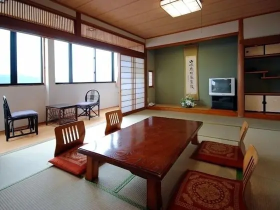 Traditional Oda (Japanese Style with night view)