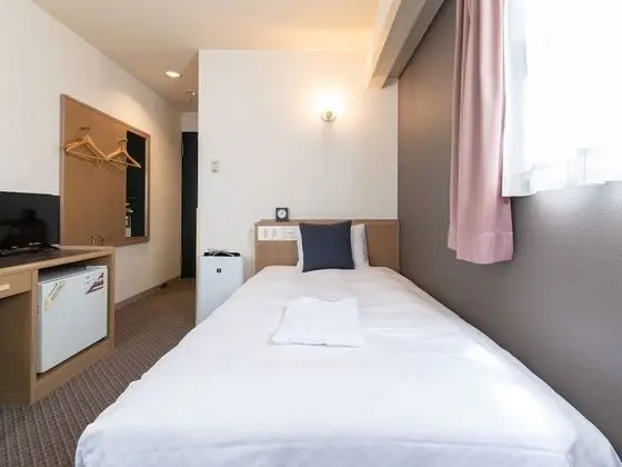 Deluxe Tek Kişilik Oda, Sigara İçilebilir