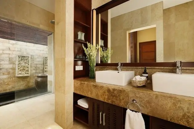 Luxury Villa