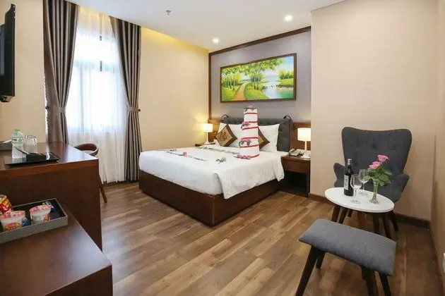 Superior Tek Büyük Yataklı Oda, Şehir Manzaralı