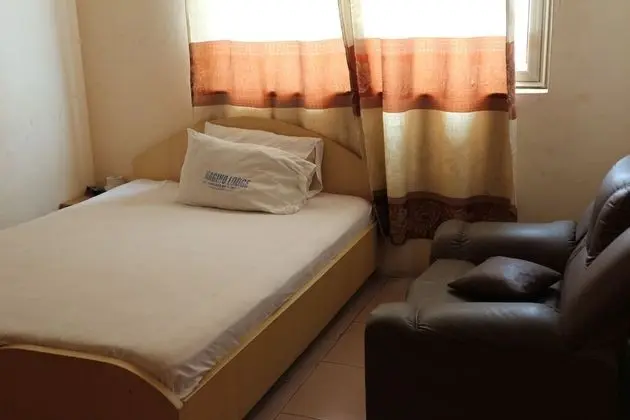 Luxury Tek Büyük Yataklı Oda