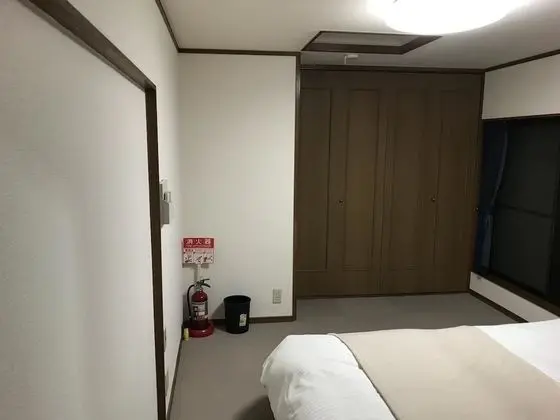 Ev (Private Vacation)