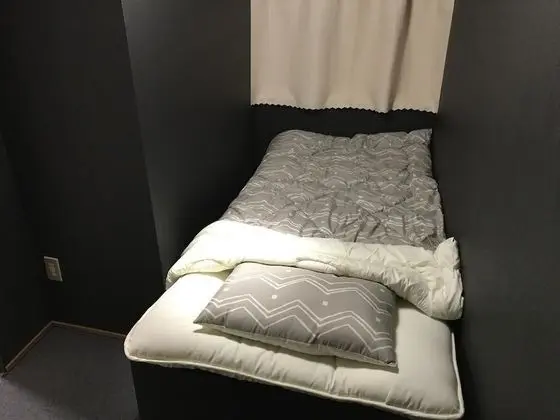 Ev (Private Vacation)