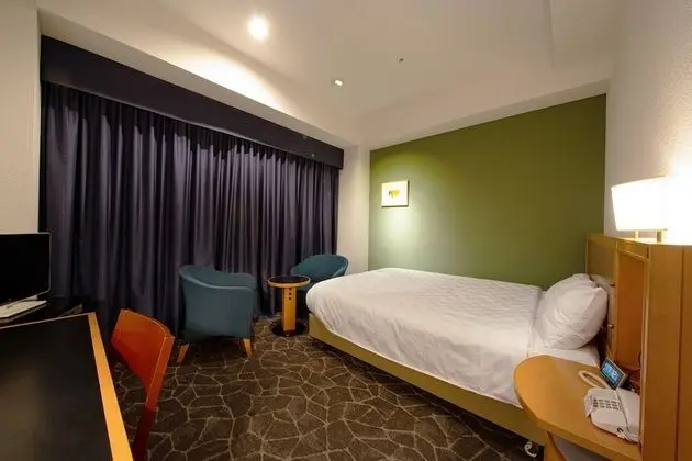 Tek Büyük Yataklı Oda, 1 Çift Kişilik Yatak, Sigara İçilebilir