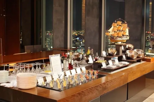 Deluxe İki Ayrı Yataklı Oda, Sigara İçilmez, Şehir Manzaralı (Lounge Access, Nagoya Station view)