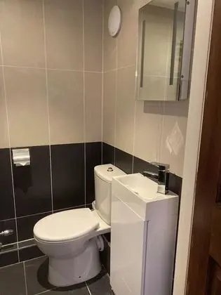 Tek Kişilik Oda, Banyolu/Duşlu