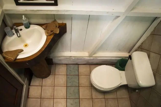 Tucan Private Family Cabana w/ Balcony (No hot water)